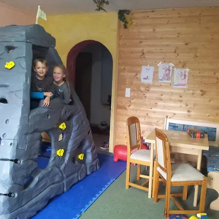 Guest house Schonblick Ried im Zillertal